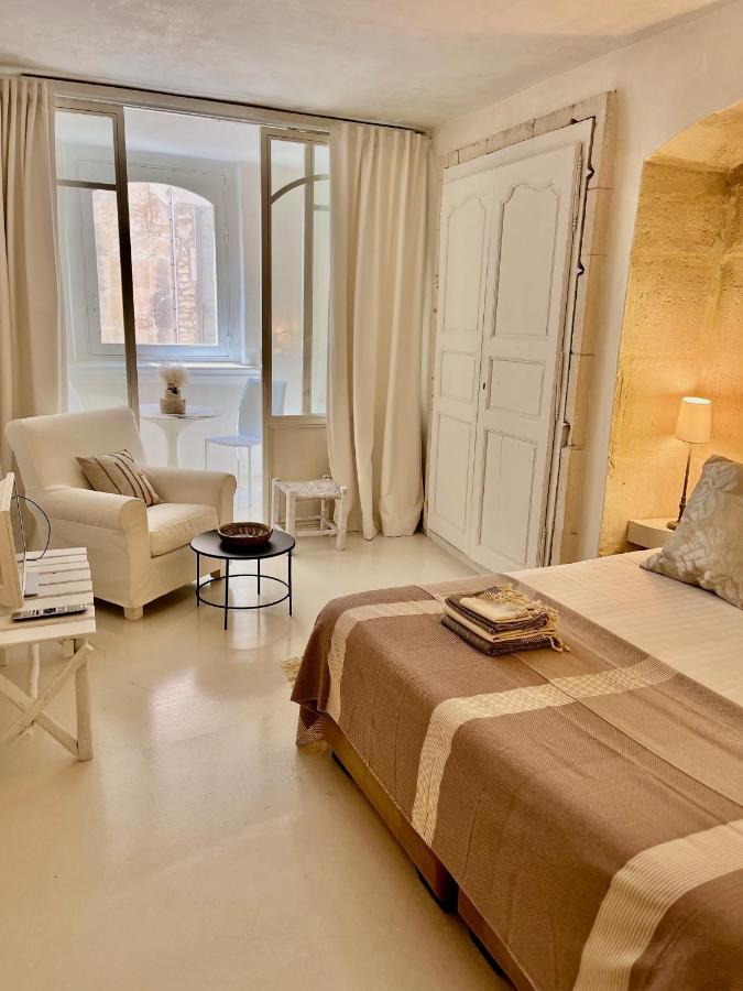 La Maison Plume, Appart Boutique Saint-Rémy-de-Provence Buitenkant foto